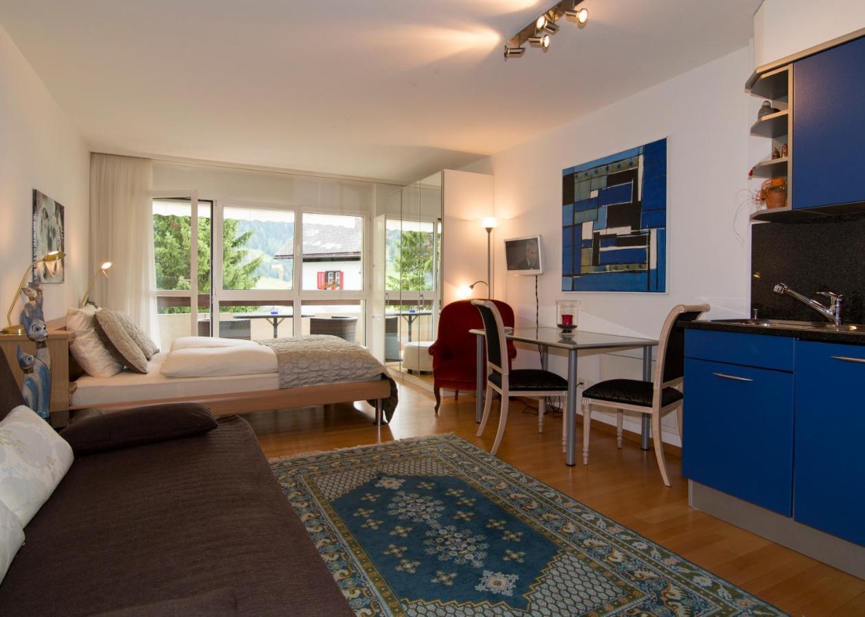 Chalet-Hotel Larix Davos Bagian luar foto