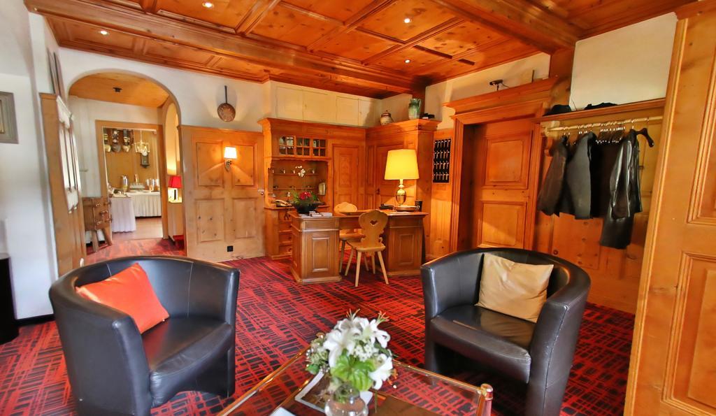 Chalet-Hotel Larix Davos Bagian luar foto