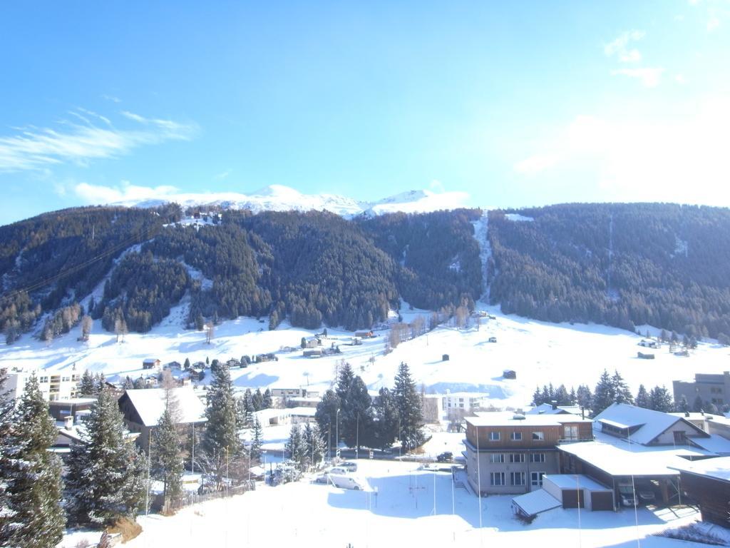 Chalet-Hotel Larix Davos Bagian luar foto