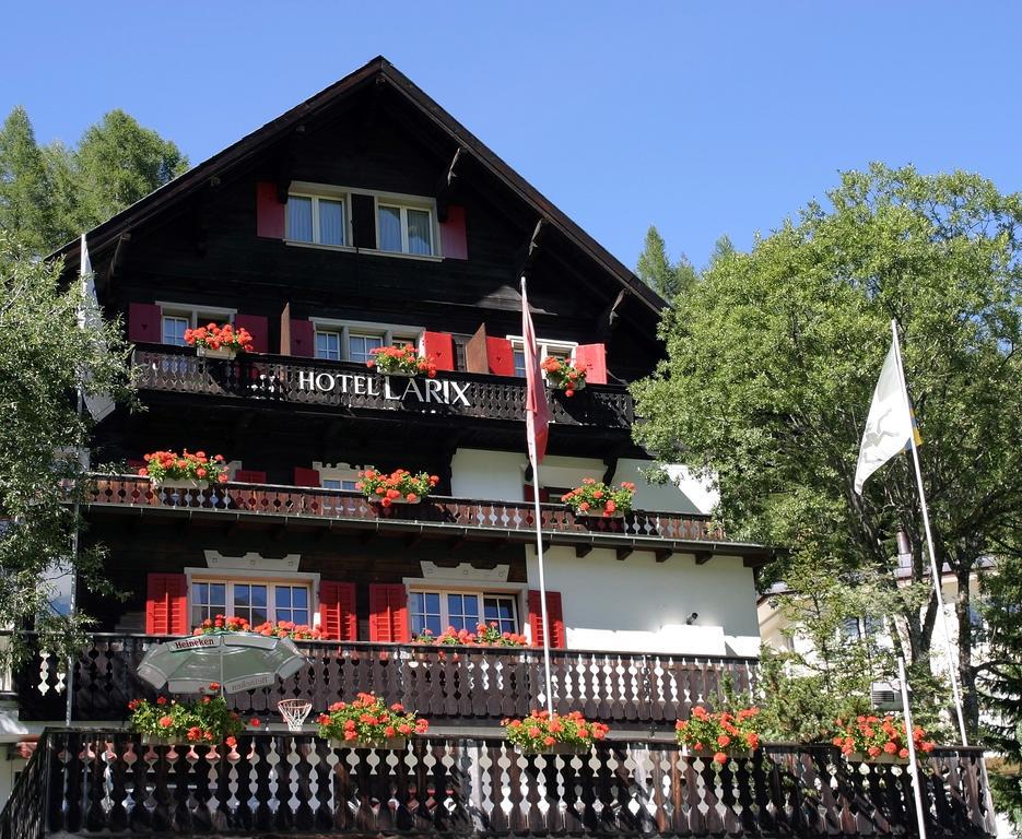 Chalet-Hotel Larix Davos Bagian luar foto